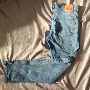 Levi jeans 32w 34L